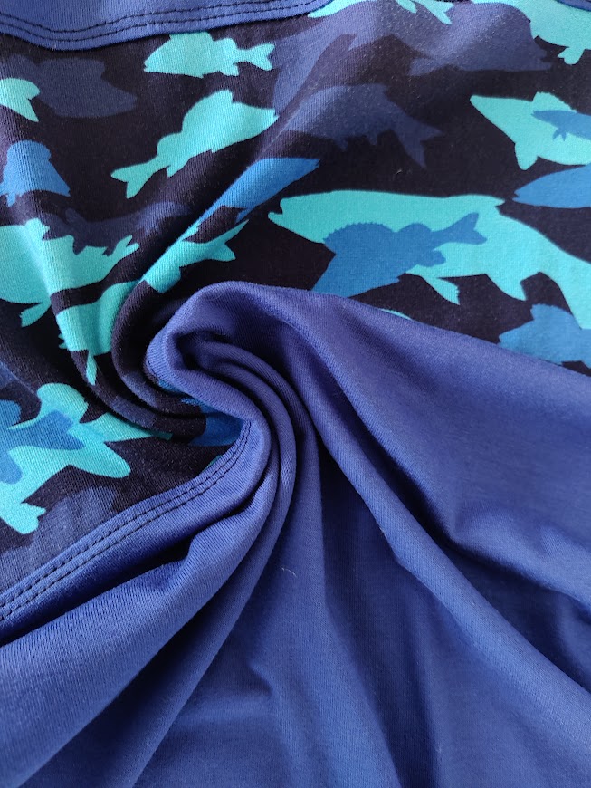 T-skjorte i TENCEL lyocell Camo Fisk Blå