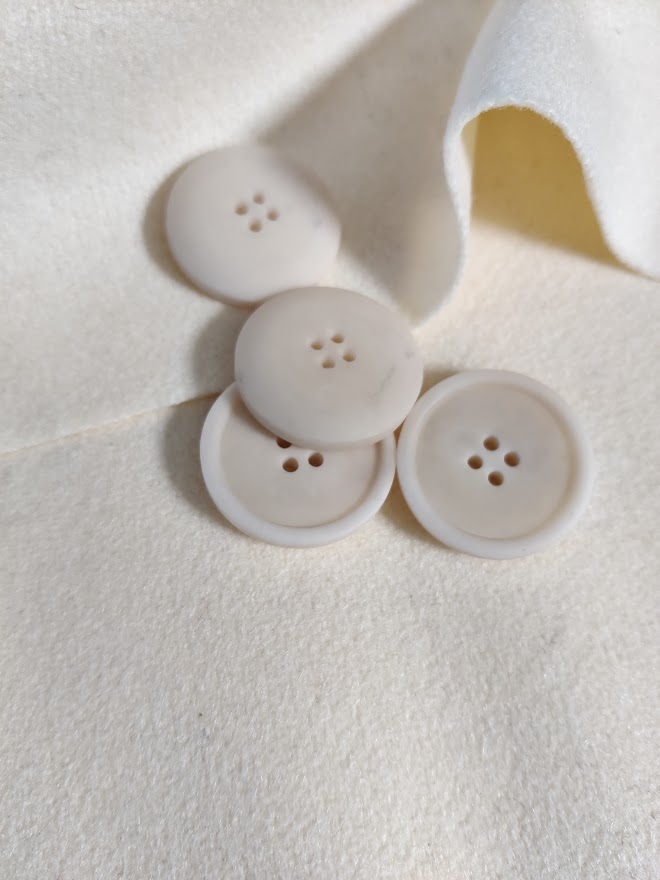 Blaze Corozo Knapp 28mm - Creamy White