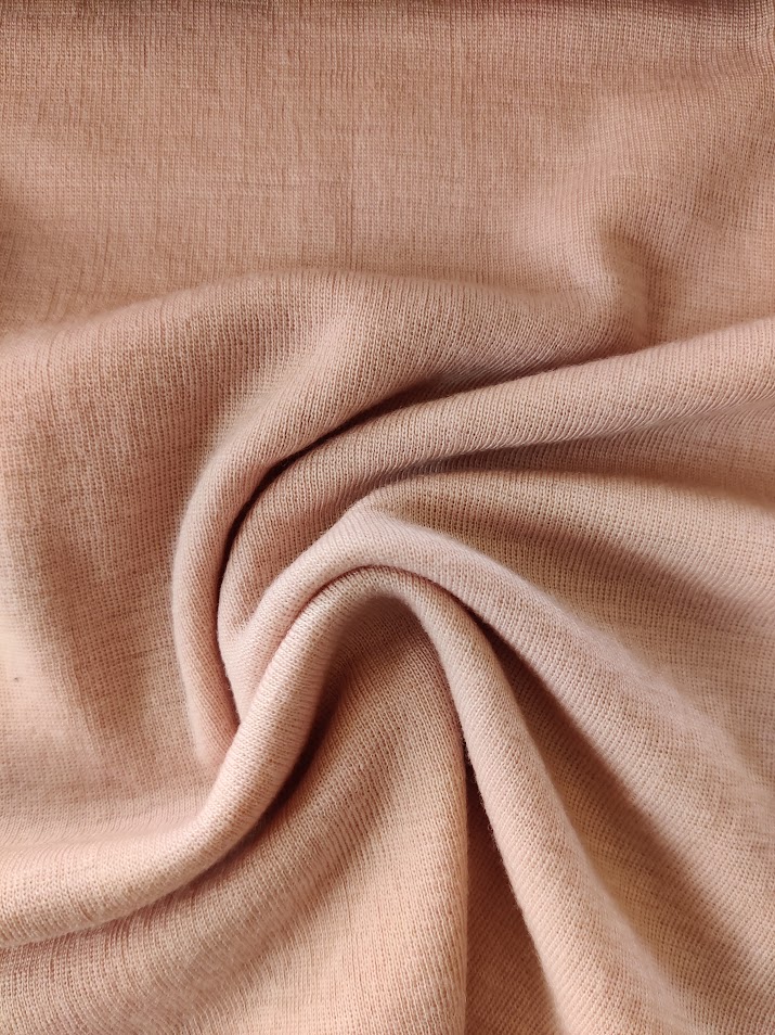 Lett merinoull, Rosa