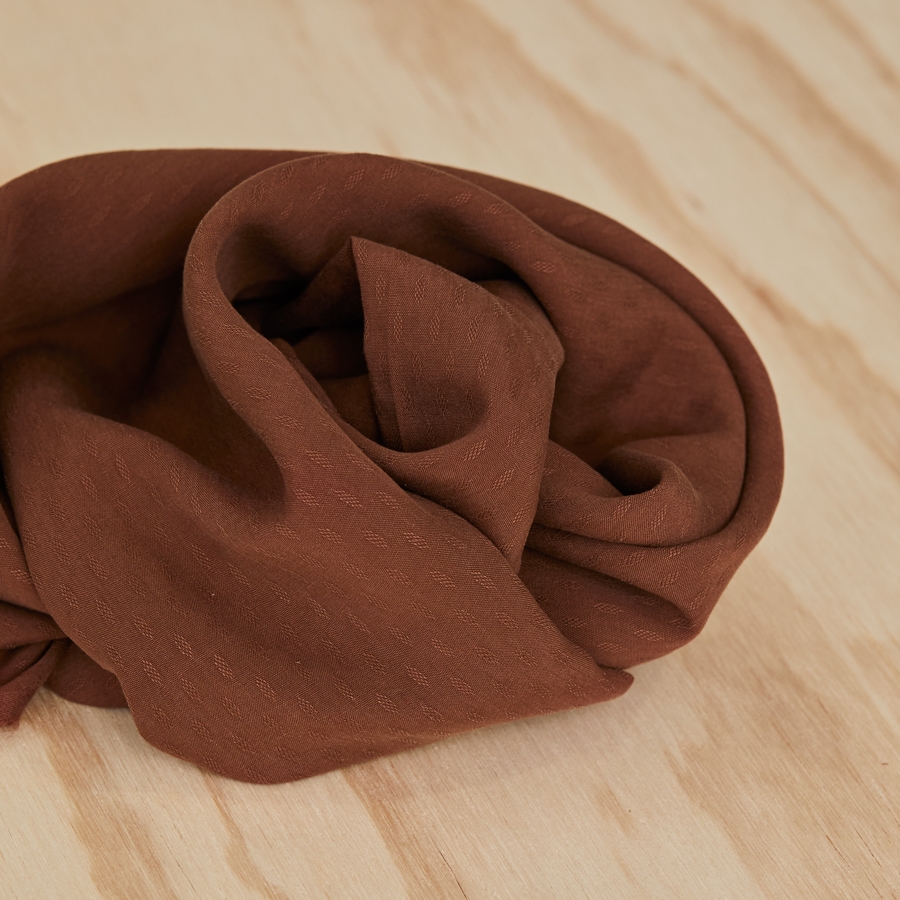 Light Diamond Jacquard - Pecan