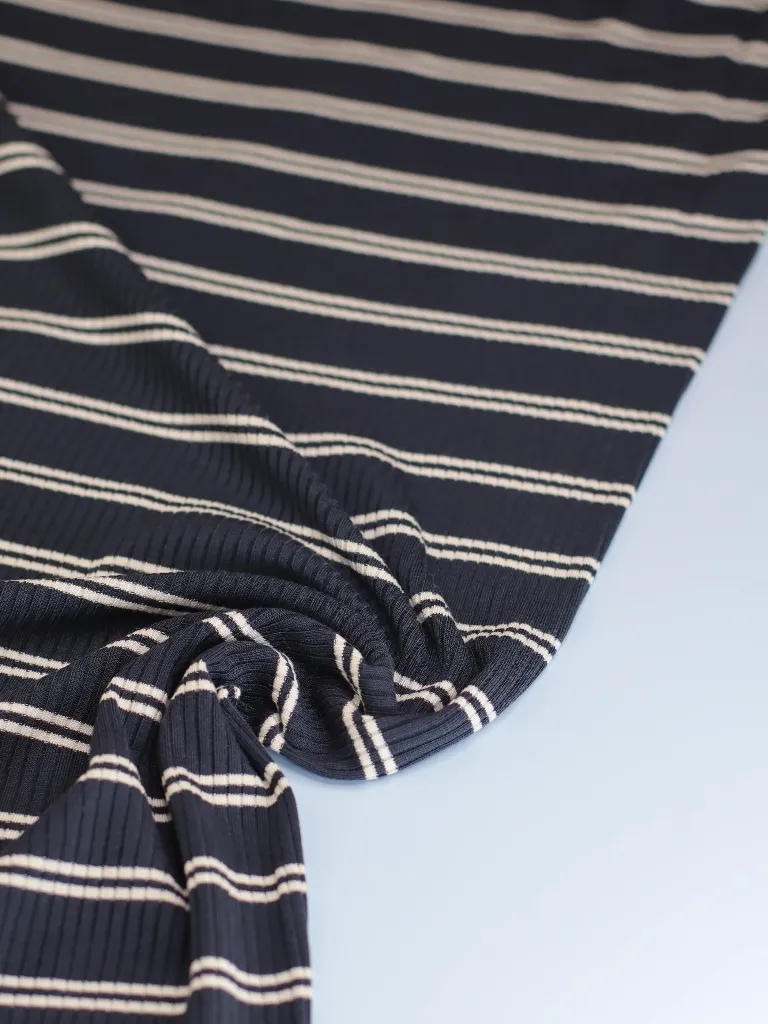 MM-8613-dark-navy.webp