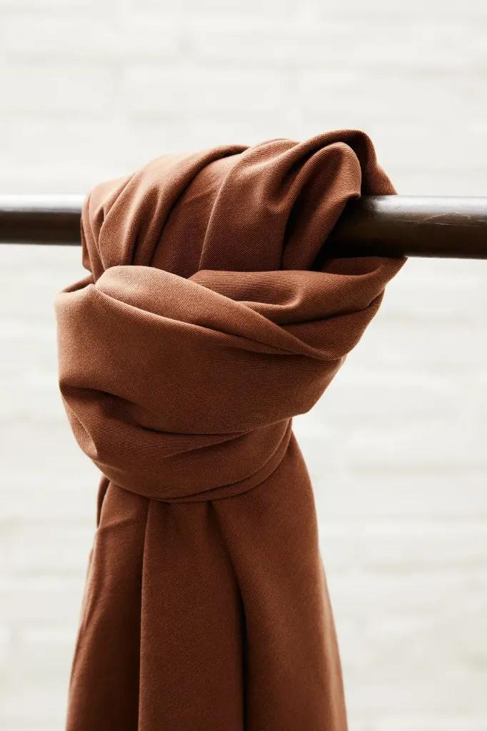 soft-stretch-twill-meetmilk-42_7b27bd96-a31d-47b5-ba1f-c219a93095e8.webp