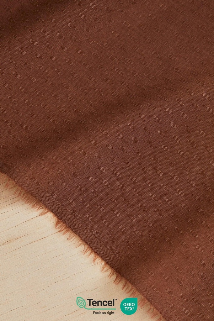 Light Diamond Jacquard - Pecan
