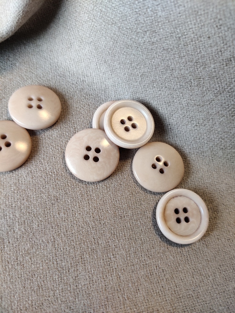 Dish Corozo Knapp 20 mm - Warm Sand