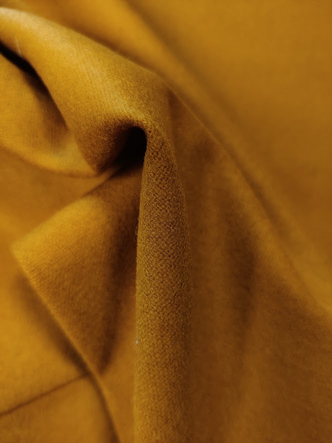 Engelsk Ullklede - Okergul