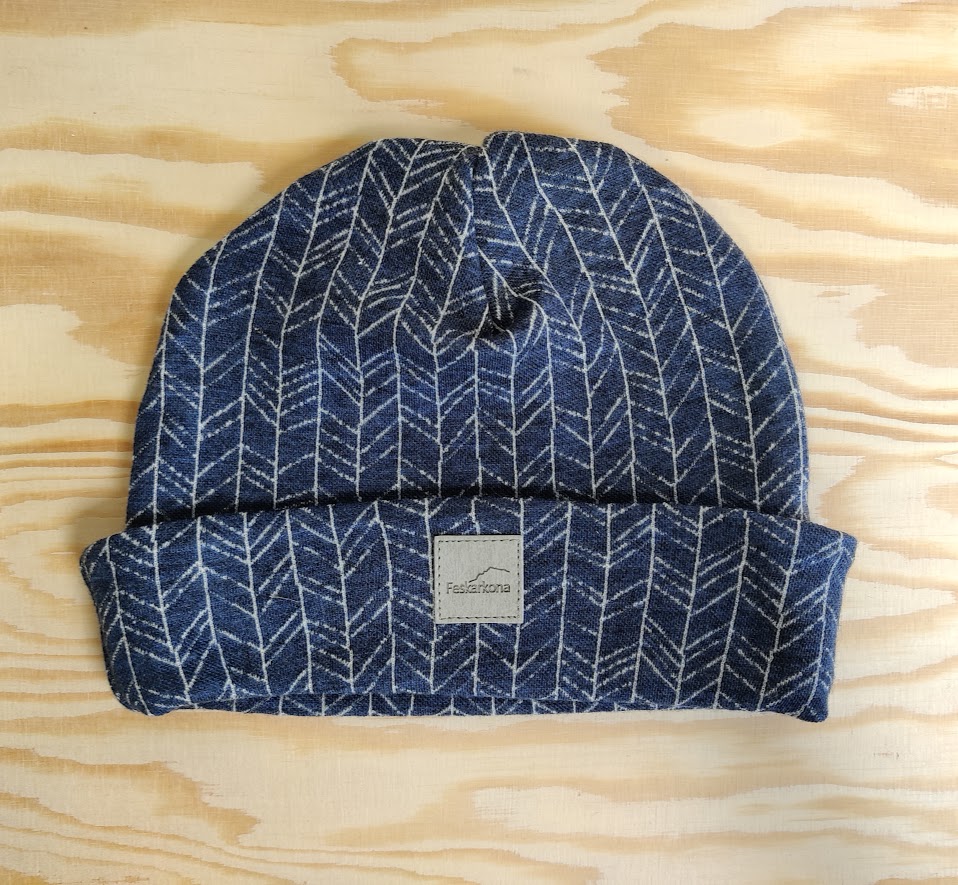 [36602-06] Lue med brett - Merino Pil Denim (Voksen)