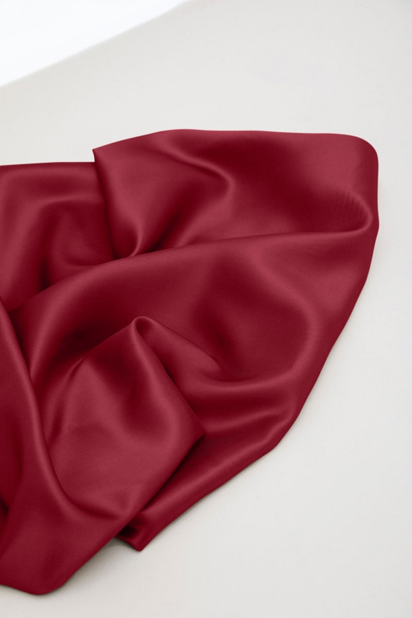 Stoffbit 0,6m - Viskose fôr twill - Bordeaux