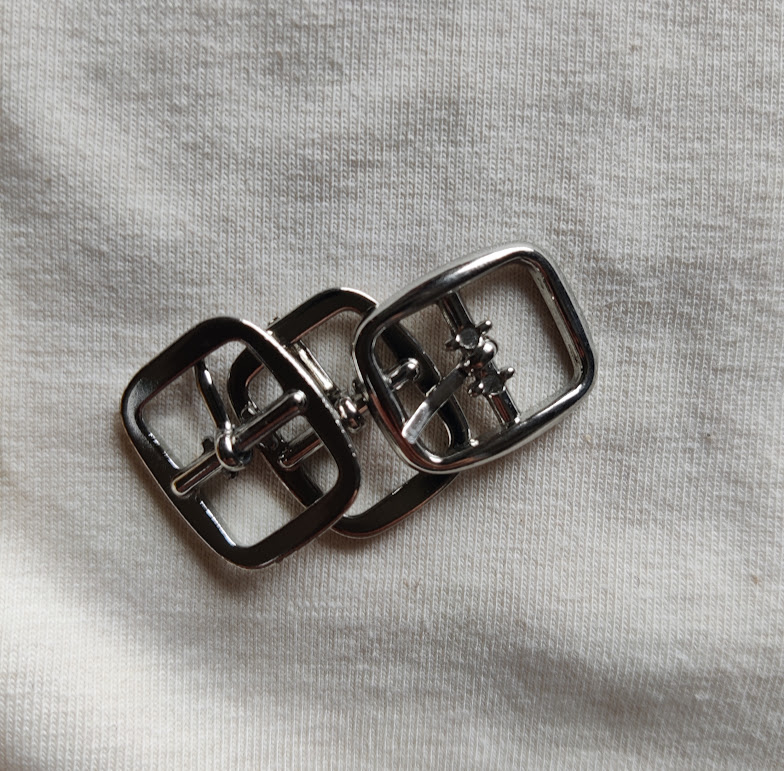 [1012] Liten Belte Spenne - Kromfarget Metall 12mm 