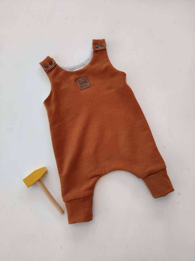 Overallbukse av myk økologisk isoli Konjakkbrun