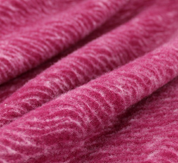 Ullfleece Burgunder Waves