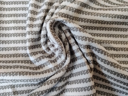 Stoffbit (0,5m) - Grovstrikket ribb- Striper Grått mønster